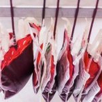Пакеты с донорской кровью
